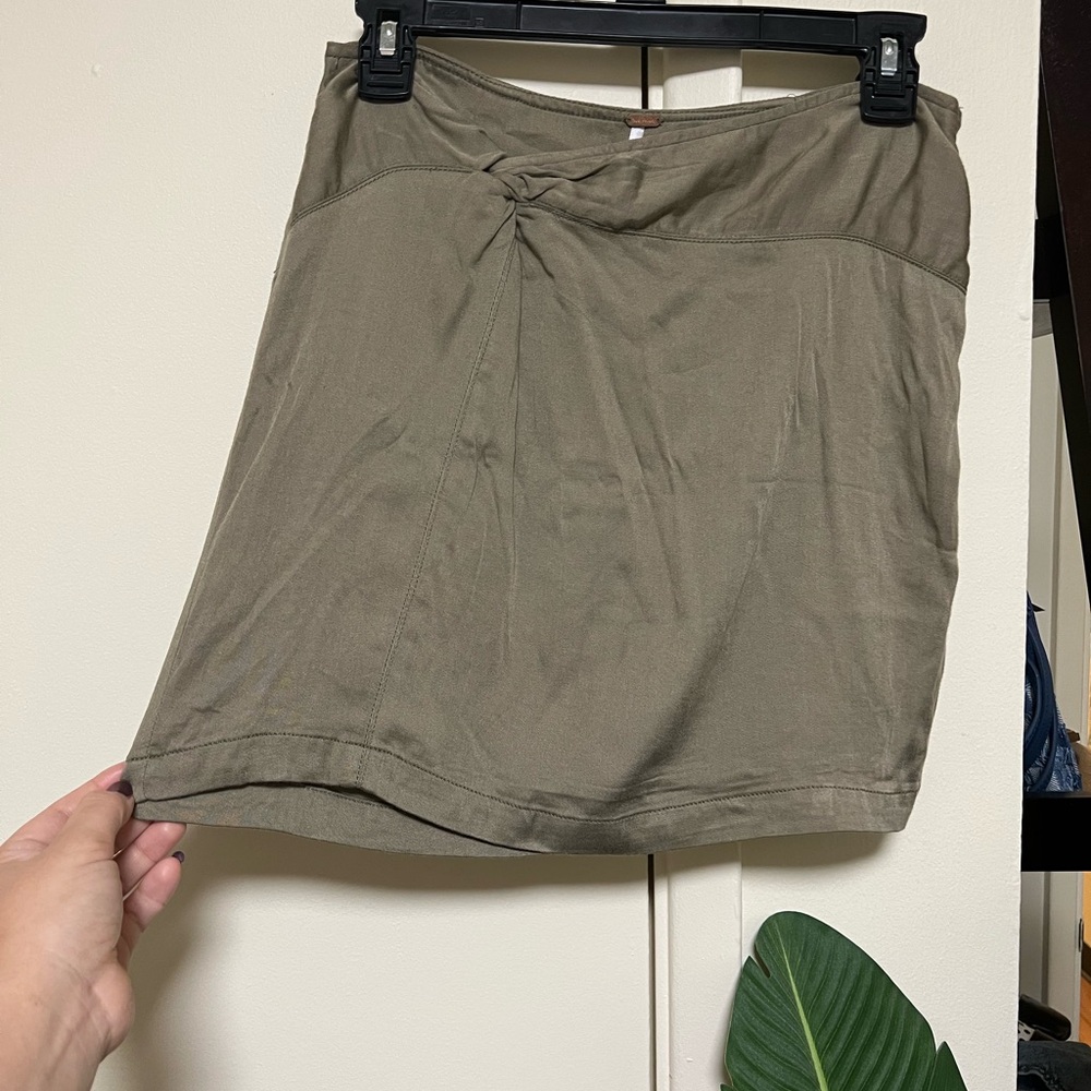 NWT - Free People Night Dreamer Twisted Mini Skirt In Tropical Nut - Size 8